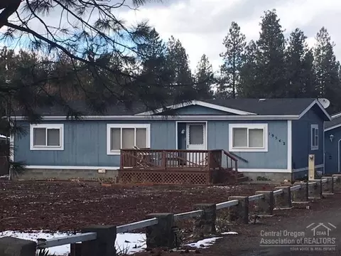 19542 Apache Rd, Bend, OR 97702 photo 2