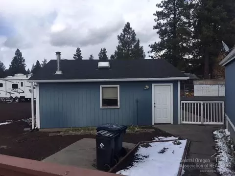 19542 Apache Rd, Bend, OR 97702 photo 12