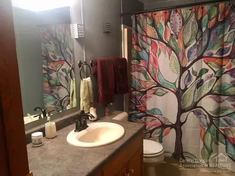 19542 Apache Rd, Bend, OR 97702 photo 10