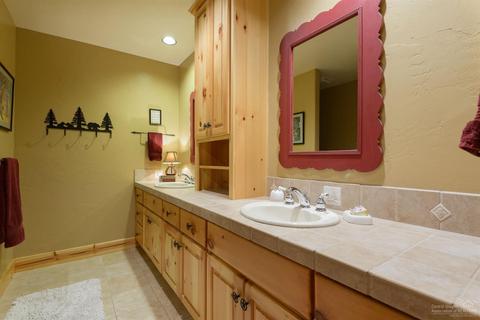 20611 Coventry Cir, Bend, OR 97702 photo 18