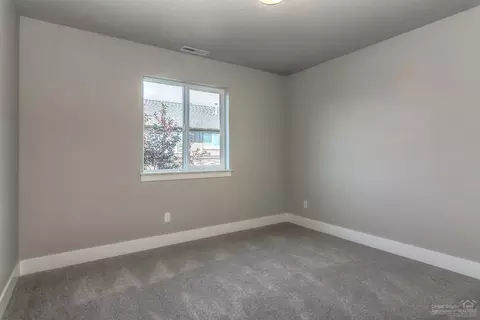 20770 Kilbourne Loop, Bend, OR 97701 photo 10