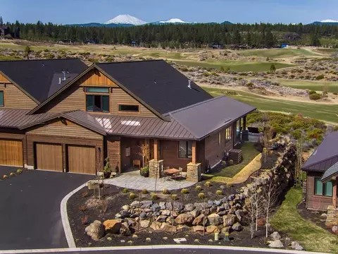 61327 Triple Knot Rd, Bend, OR 97702 photo 2
