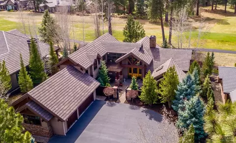 19448 Green Lakes Loop, Bend, OR 97702 photo 1