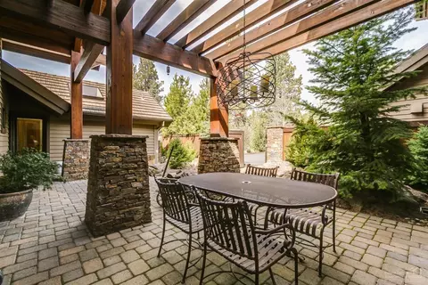 19448 Green Lakes Loop, Bend, OR 97702 photo 20