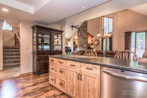 18138 Modoc Ln, Sunriver, OR 97707 photo 8
