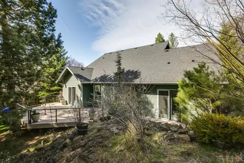 63075 Casey Pl, Bend, OR 97703 photo 5