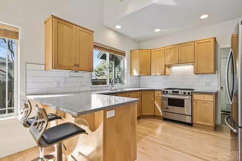 63075 Casey Pl, Bend, OR 97703 photo 12