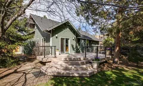 63075 Casey Pl, Bend, OR 97703 photo 4