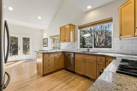 63075 Casey Pl, Bend, OR 97703 photo 1
