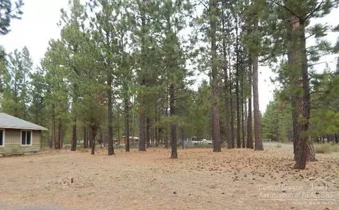 15870 Lava Dr, La Pine, OR 97739 photo 16