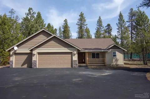 16660 Wagon Trl, Bend, OR 97707 photo 1