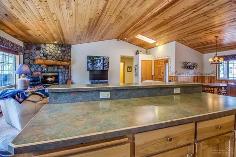 57807 Summit Ln, Sunriver, OR 97707 photo 8