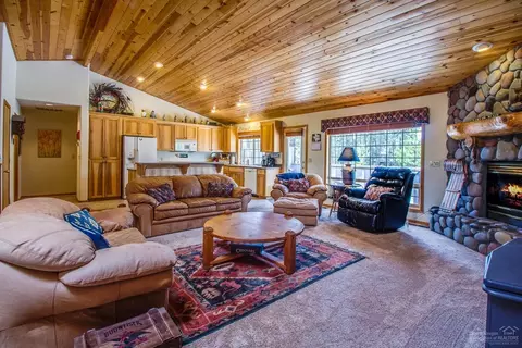 57807 Summit Ln, Sunriver, OR 97707 photo 4