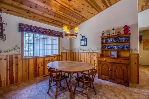 57807 Summit Ln, Sunriver, OR 97707 photo 2