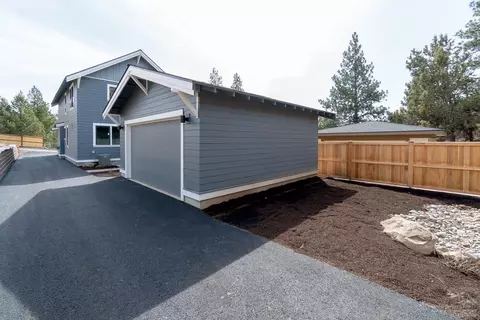 2323 NW Awbrey Ct, Bend, OR 97703 photo 19