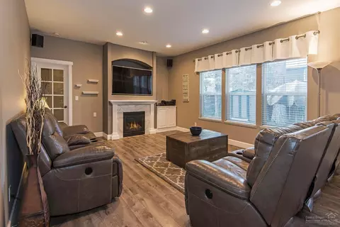 21221 Darby Ct, Bend, OR 97702 photo 6