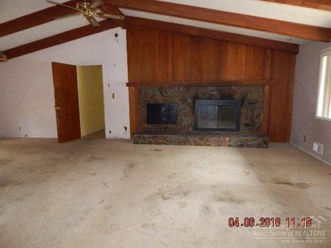2525 NE 8th St, Bend, OR 97701 photo 5