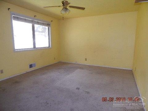2525 NE 8th St, Bend, OR 97701 photo 3