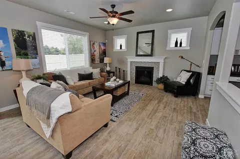 1795 NE Shadowcrest Way, Bend, OR 97701 photo 7
