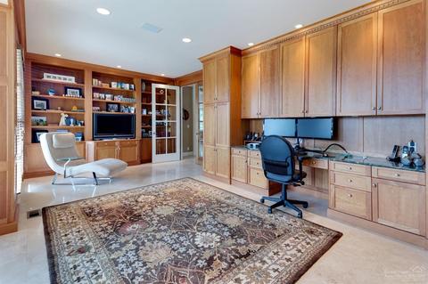 19220 Green Lakes Loop, Bend, OR 97702 photo 11