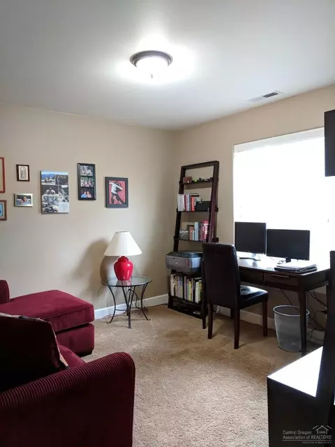 19835 Copernicus Ave, Bend, OR 97702 photo 16