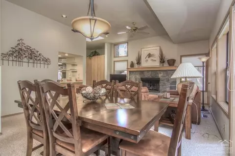 57403 Beaver Ridge Loop, Sunriver, OR 97707 photo 6