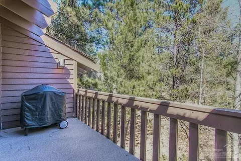 57403 Beaver Ridge Loop, Sunriver, OR 97707 photo 12