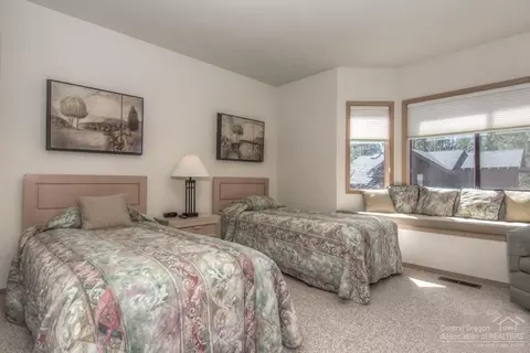 57403 Beaver Ridge Loop, Sunriver, OR 97707 photo 10