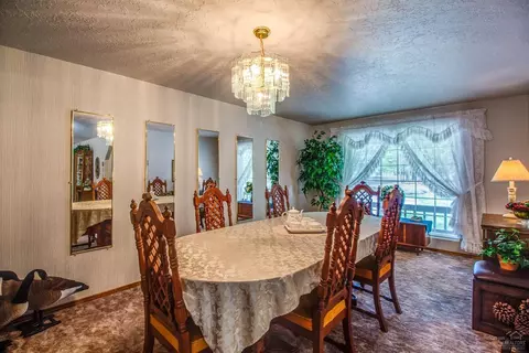 53020 Day Rd, La Pine, OR 97739 photo 4