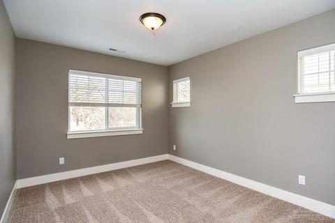 1063 SE Leonel Ln, Bend, OR 97702 photo 14