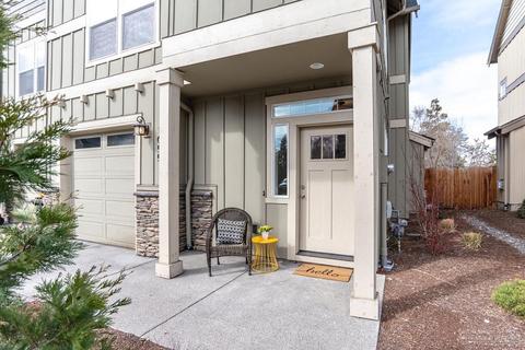 1063 SE Leonel Ln, Bend, OR 97702 photo 24