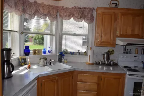 4309 Mt Vernon Rd, Springfield, OR 97478 photo 6