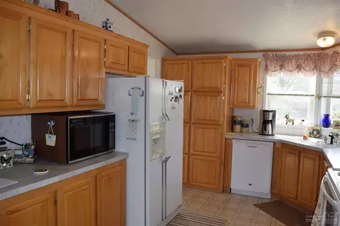4309 Mt Vernon Rd, Springfield, OR 97478 photo 8