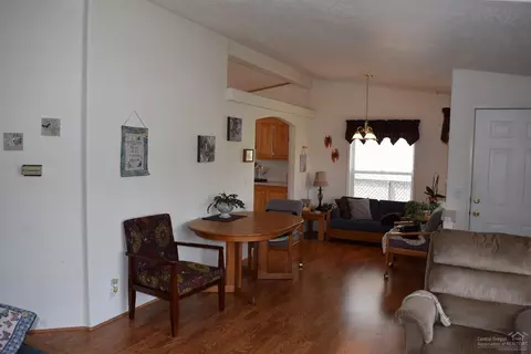 4309 Mt Vernon Rd, Springfield, OR 97478 photo 11