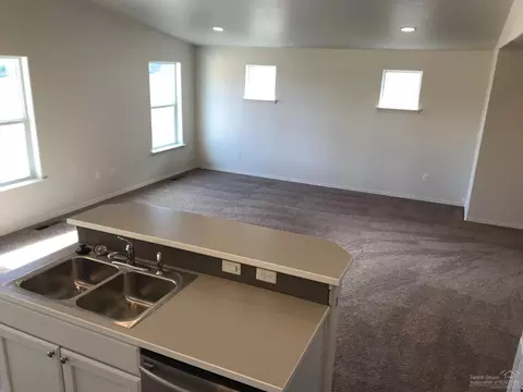 21177 Azalia Ave, Bend, OR 97702 photo 6
