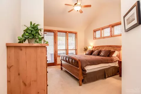 57445 Sun Eagle Ln, Sunriver, OR 97707 photo 16