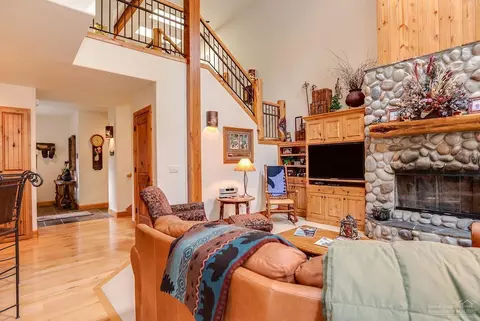 57445 Sun Eagle Ln, Sunriver, OR 97707 photo 6