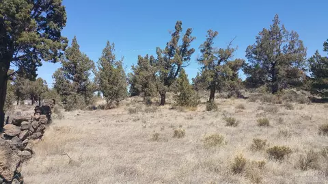 62763 Todd Rd, Bend, OR 97701 photo 4