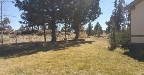 62763 Todd Rd, Bend, OR 97701 photo 2