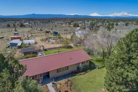 17635 Paladin Dr, Bend, OR 97703 photo 3