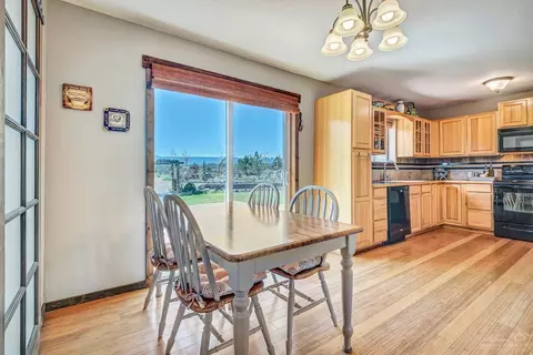 17635 Paladin Dr, Bend, OR 97703 photo 8
