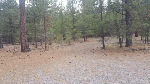 50814 Doe Loop, La Pine, OR 97739 photo 3