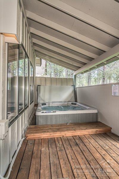 57529 Circle Four Ln, Sunriver, OR 97707 photo 7