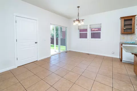 2561 NW High Lakes Loop, Bend, OR 97703 photo 8