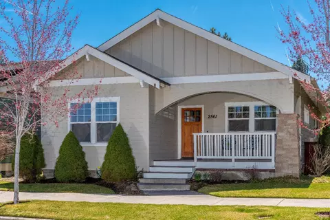 2561 NW High Lakes Loop, Bend, OR 97703 photo 1