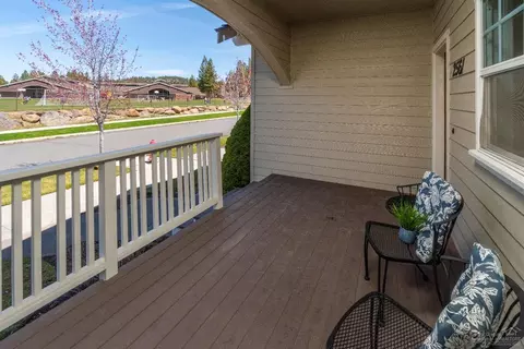 2561 NW High Lakes Loop, Bend, OR 97703 photo 3