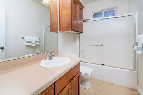 2561 NW High Lakes Loop, Bend, OR 97703 photo 14