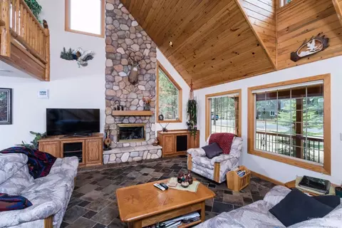 14267 Whitewater Loop, La Pine, OR 97739 photo 10