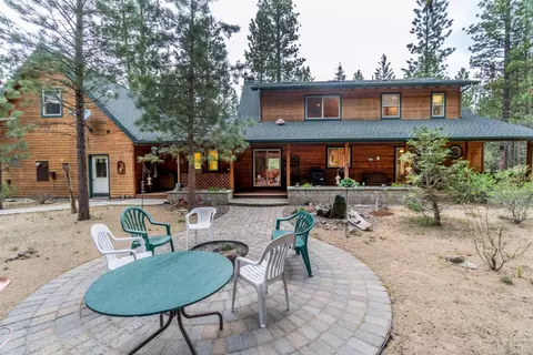 14267 Whitewater Loop, La Pine, OR 97739 photo 7