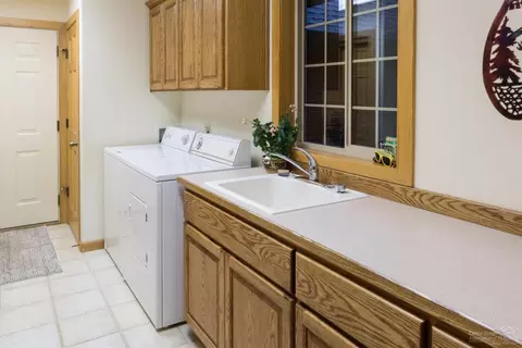 14267 Whitewater Loop, La Pine, OR 97739 photo 21